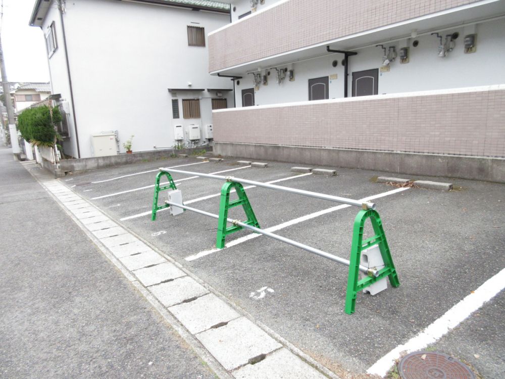 yԏz@