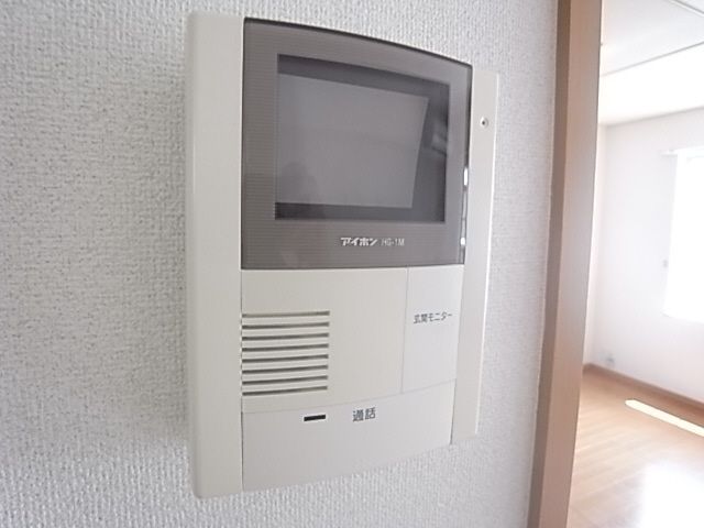 y̑ݔz@