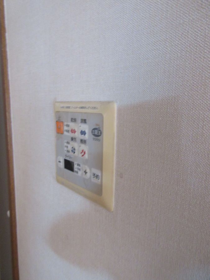 y̑ݔz@