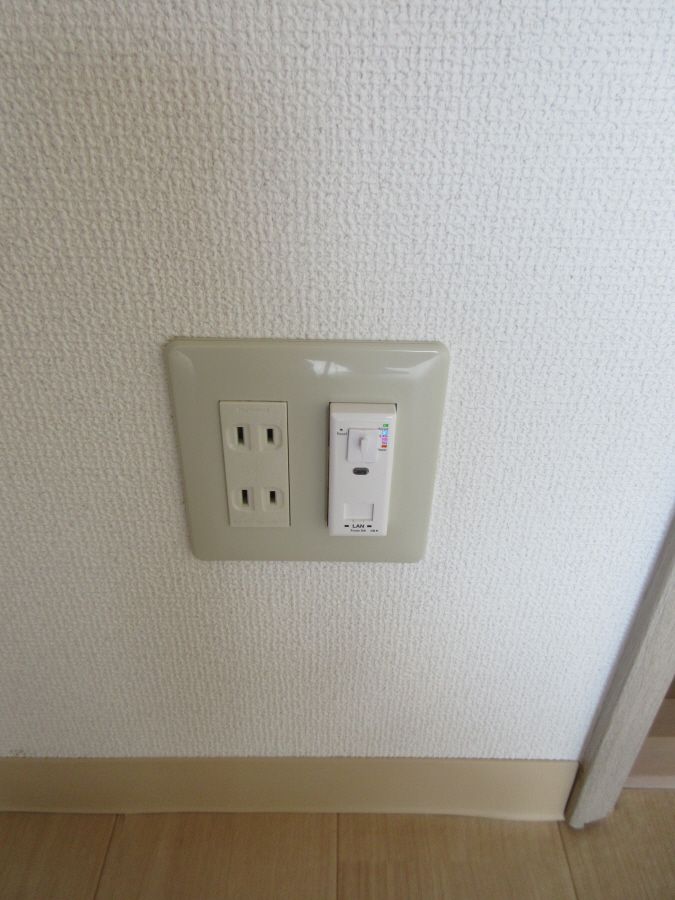 y̑ݔz@