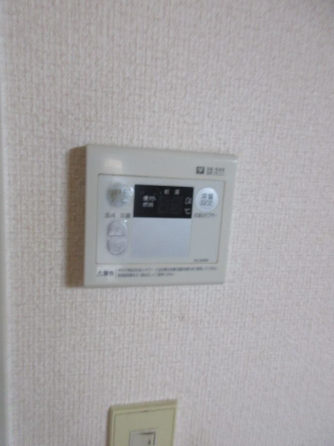 y̑ݔz@