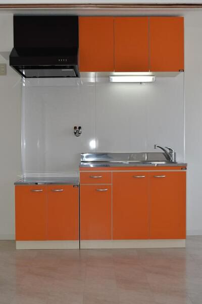 yLb`z@