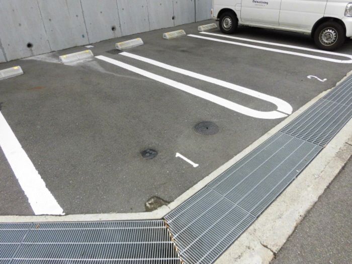 yԏz@
