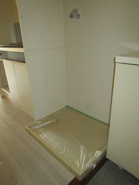 y̑ݔz@