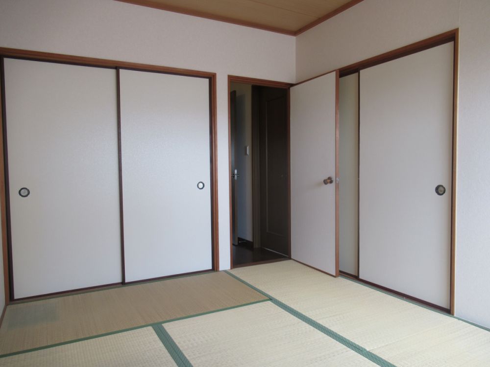 y̑EXy[Xz@