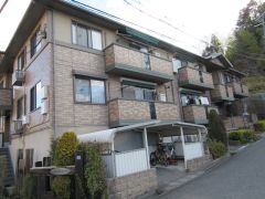 ���Ɍ��_�ˎs�k��J��쒬�̃A�p�[�g�̌����O��