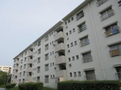 ���Ɍ��_�ˎs�k���ܗt2���ڂ̃}���V�����̌����O��