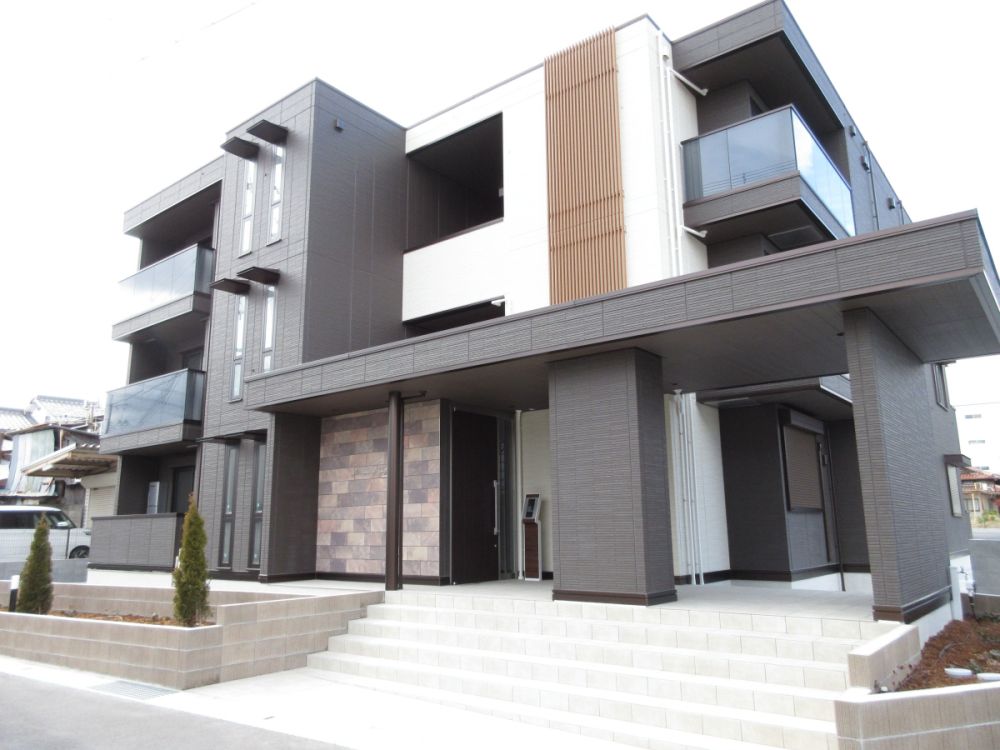 ���Ɍ��O�؎s���1���ڂ̃A�p�[�g�̌����O��