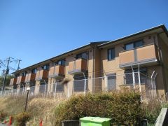 ���Ɍ��_�ˎs�k��R�c���������ˌ��J�̃A�p�[�g�̌����O��