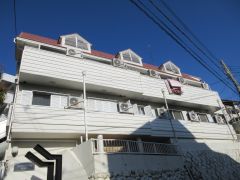 ���Ɍ��_�ˎs�k��闖�䓌��4���ڂ̃A�p�[�g�̌����O��