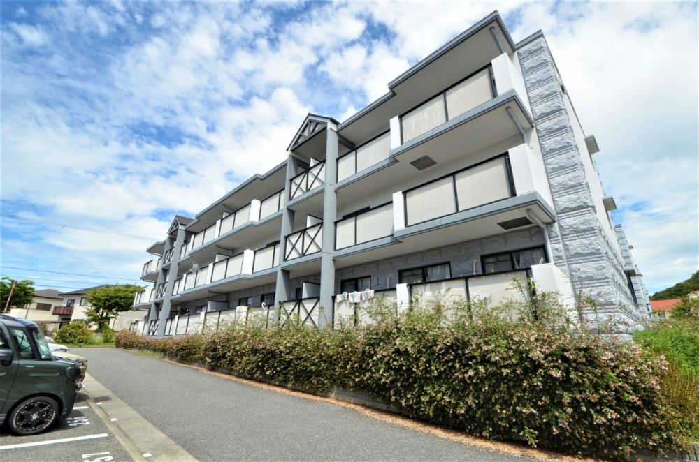 ���Ɍ��_�ˎs����䐁�䓌���S���ڂ̃}���V�����̌����O��