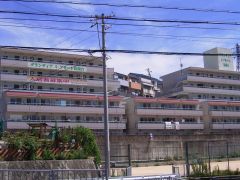 ���Ɍ��_�ˎs�k��闖��k��3���ڂ̃}���V�����̌����O��