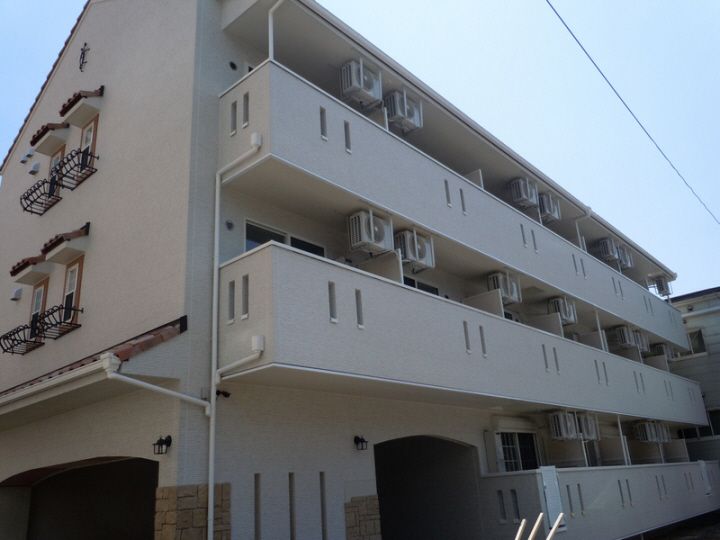 ���Ɍ��_�ˎs������_���6���ڂ̃n�C�c�̌����O��