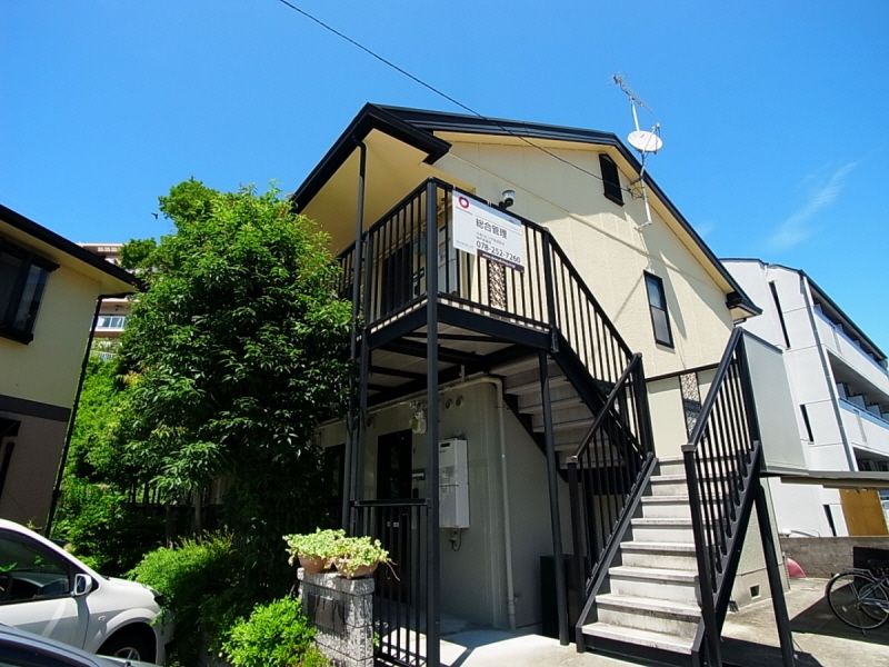 ���Ɍ��_�ˎs�k��闖��쒬1���ڂ̃n�C�c�̌����O��