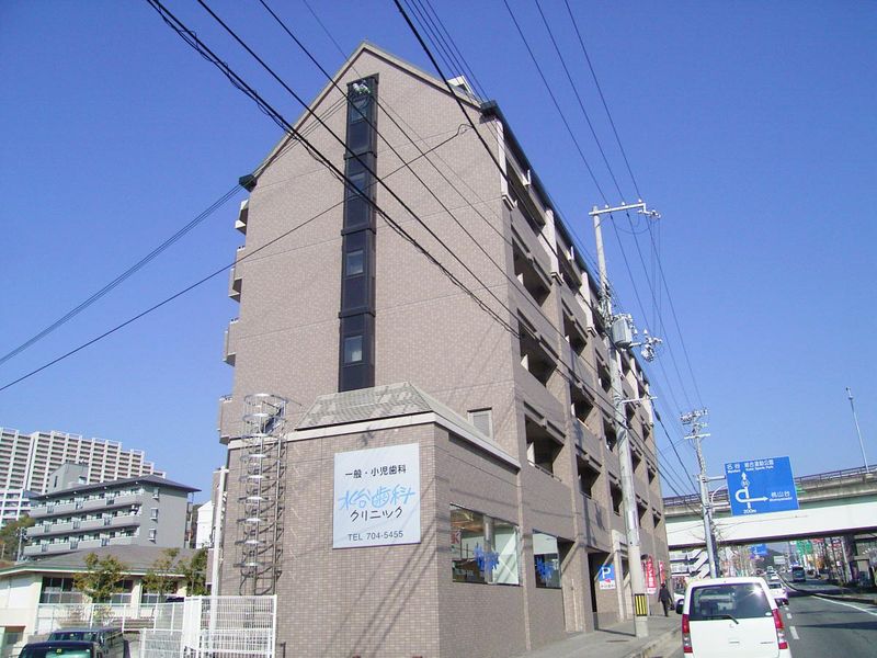 ���Ɍ��_�ˎs�����於�J���̃}���V�����̌����O��