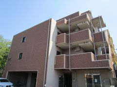 ���Ɍ��_�ˎs�k��闖�䓌��2���ڂ̃}���V�����̌����O��