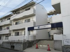 ���Ɍ��_�ˎs�����Øa2���ڂ̃}���V�����̌����O��