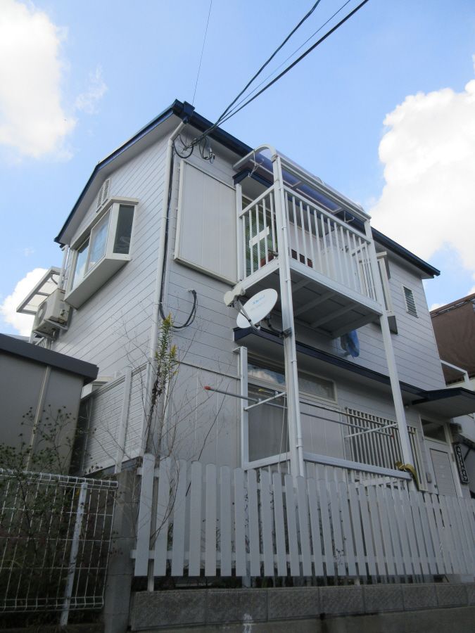 ���Ɍ��_�ˎs�k��闖��쒬2���ڂ̃A�p�[�g�̌����O��