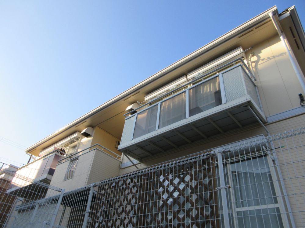 ���Ɍ��_�ˎs�k��b�h��4���ڂ̃A�p�[�g�̌����O��