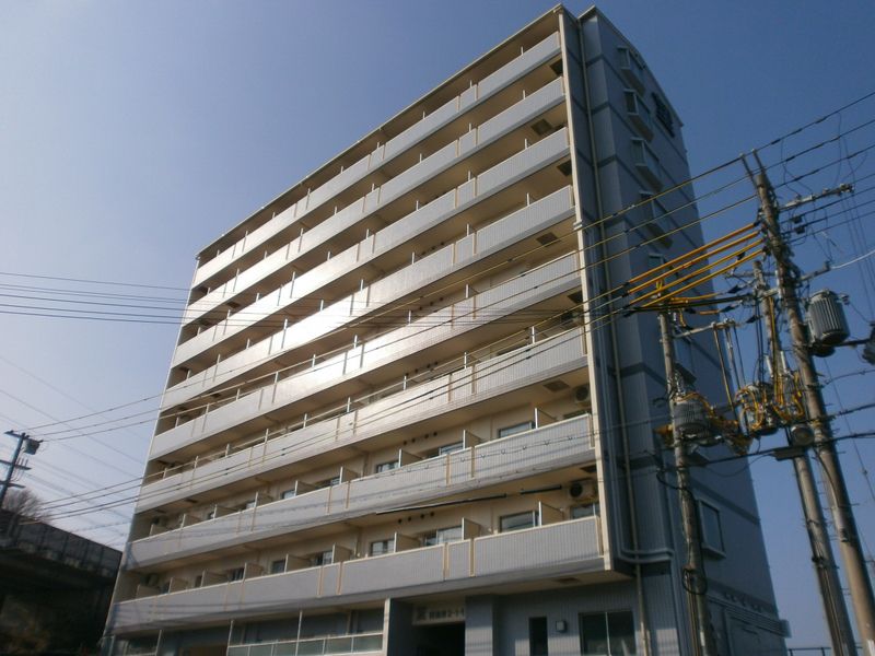 ���Ɍ��_�ˎs�����ʕ{2���ڂ̃}���V�����̌����O��