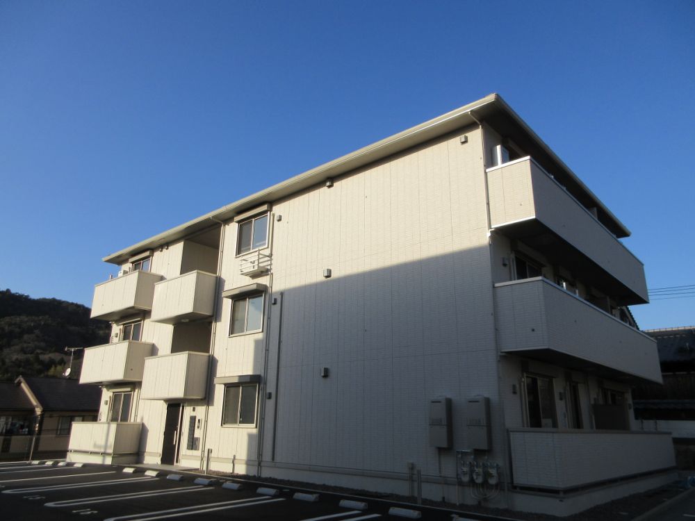 ���Ɍ��_�ˎs�k��J��쒬10�̃}���V�����̌����O��