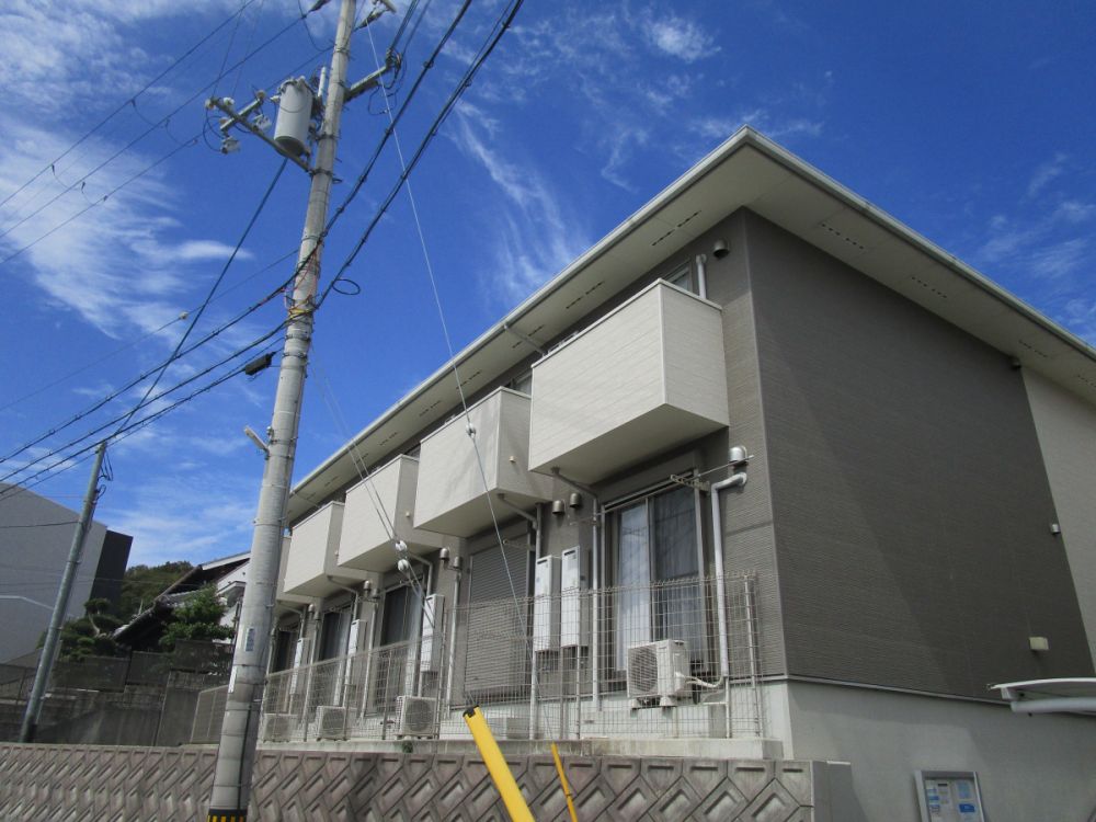 ���Ɍ��_�ˎs����O�J�쒬�P���ڂ̃A�p�[�g�̌����O��