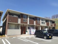 ���Ɍ��_�ˎs�k��Β�3���ڂ̃A�p�[�g�̌����O��