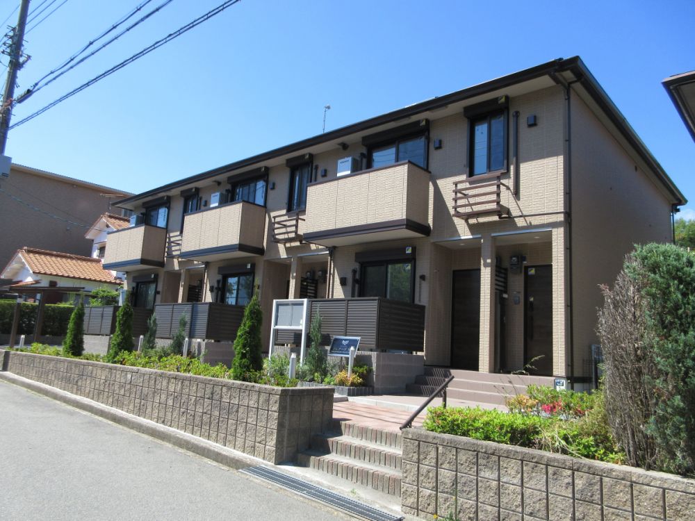 ���Ɍ��_�ˎs�k��k�ܗt6���ڂ̃A�p�[�g�̌����O��