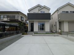 ���Ɍ��O�؎s�΂��u����2���ڂ̈�ˌ��Ă̌����O��