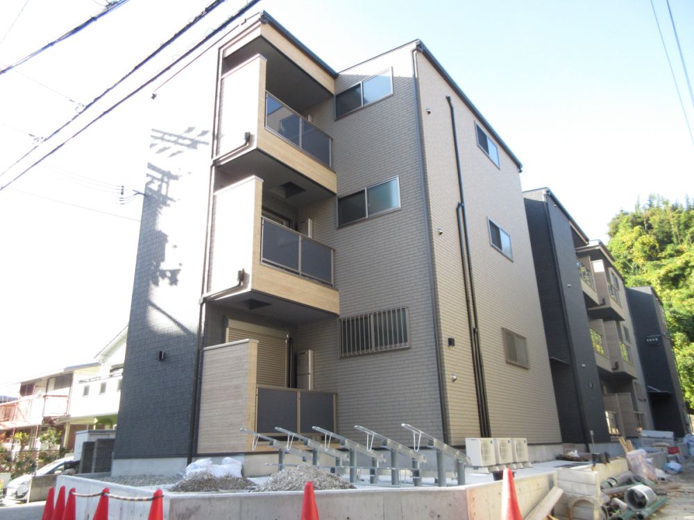 ���Ɍ��_�ˎs�k��闖�䓌��3���ڂ̃n�C�c�̌����O��