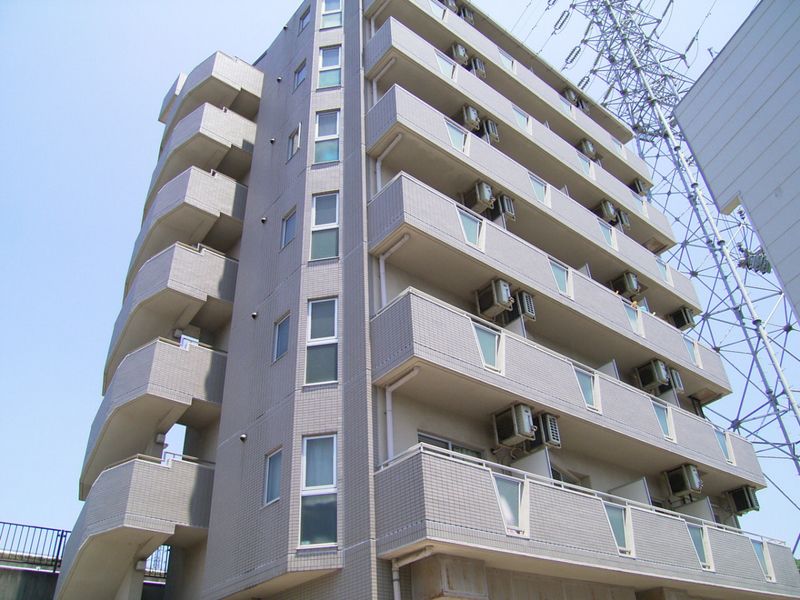 ���Ɍ��_�ˎs�����於�J���̃}���V�����̌����O��