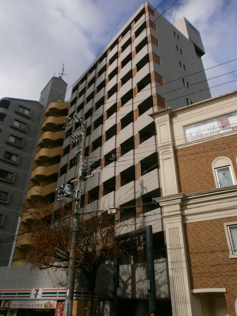 ���Ɍ��_�ˎs������Ճm����2���ڂ̃}���V�����̌����O��