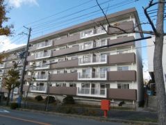 ���Ɍ��_�ˎs�k����7���ڂ̃}���V�����̌����O��