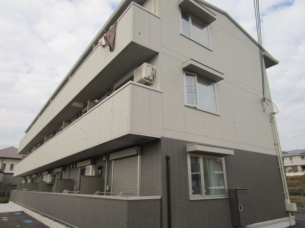 ���Ɍ��O�؎s���c�̃A�p�[�g�̌����O��